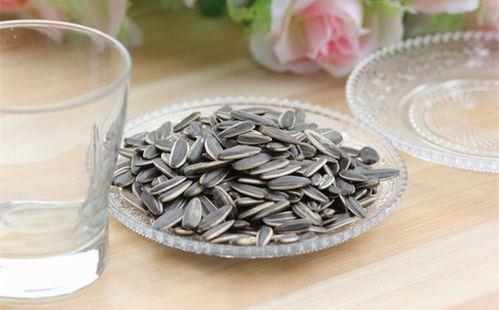 啤酒瓜子吃瓜,畅享吃瓜盛宴