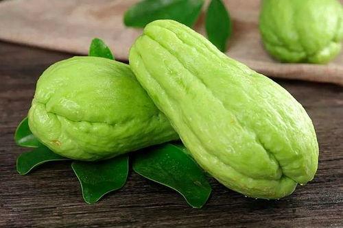 洛阳伊川吃瓜,夏日吃瓜盛宴，品味地方特色生活