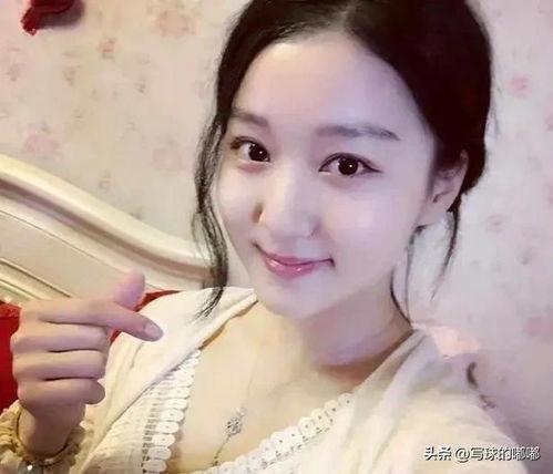 夏露吃瓜,揭秘夏日消暑美食的甜蜜诱惑