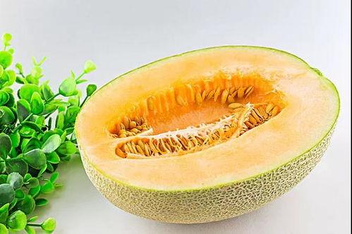 吃瓜哈密瓜口味,哈密瓜的甜蜜诱惑，尽享吃瓜新体验